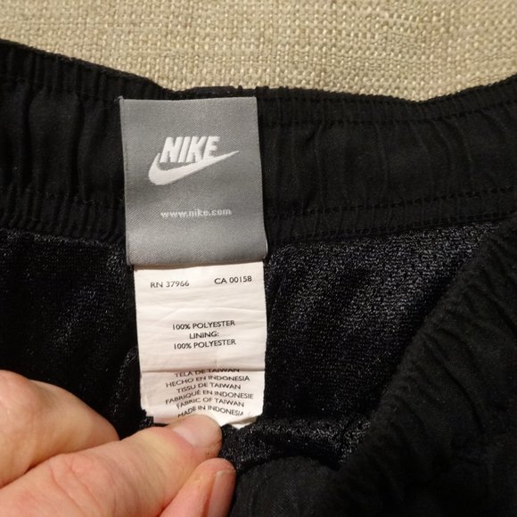 Vintage 90s NIKE‎ Black & Gray SWIM TRUNKS - Picture 3 of 4